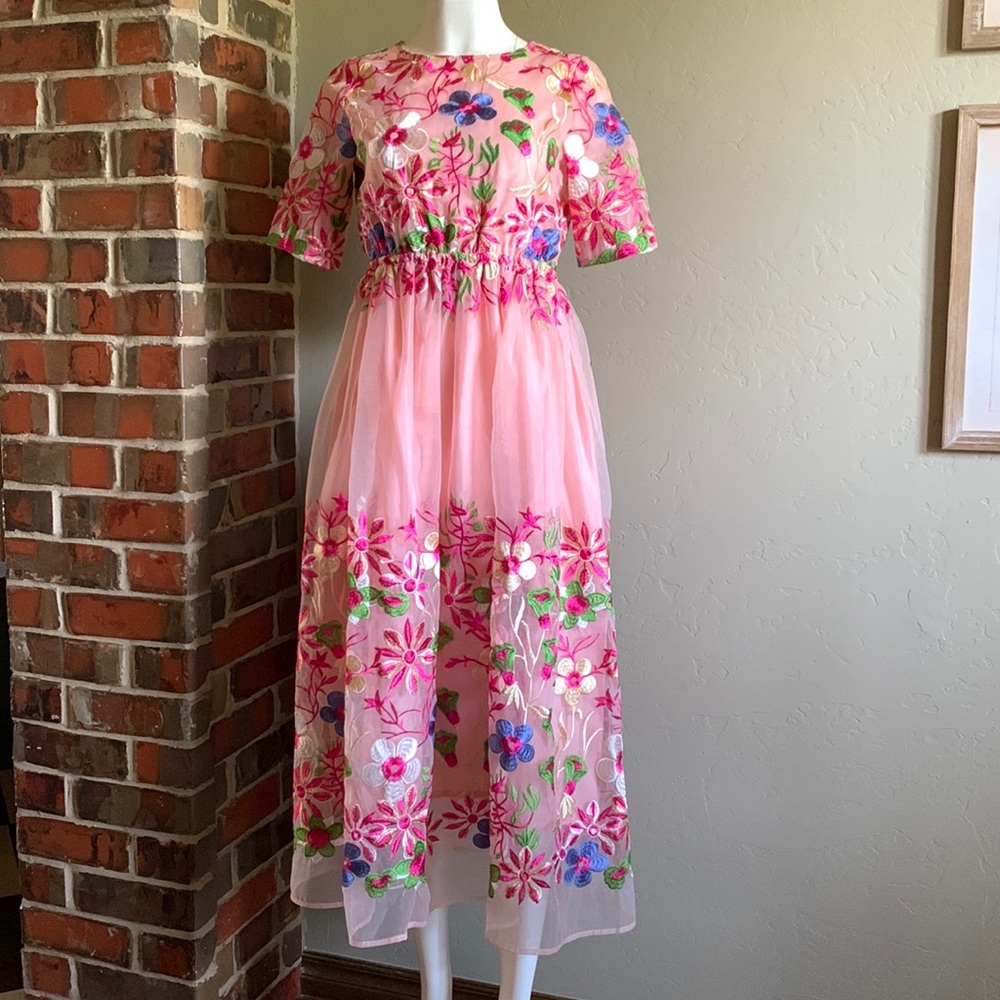 Hesperus Short Sleeve Floral Dress size S